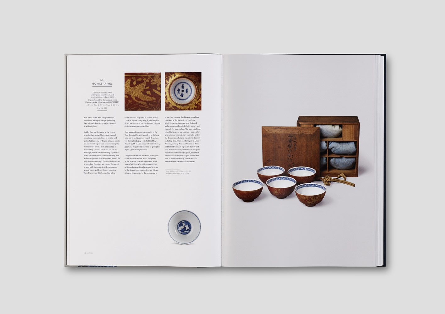 The RA Collection of Chinese Ceramics Book. Graphic Print Editorial Design Lisbon
